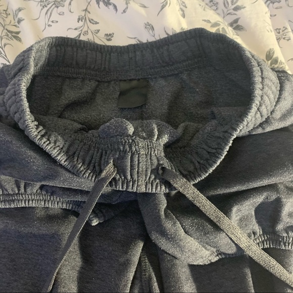 Greay baggy sweatpants - Picture 3 of 3